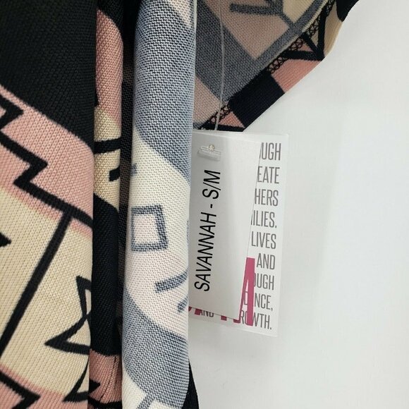 New LuLaRoe Savannah Kaftan Womens S/M Pink Black Southwestern Print Wrap - Picture 3 of 5
